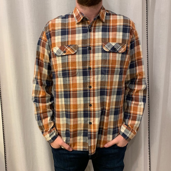 H&M Fitted Flannel-XL - Picture 2 of 7
